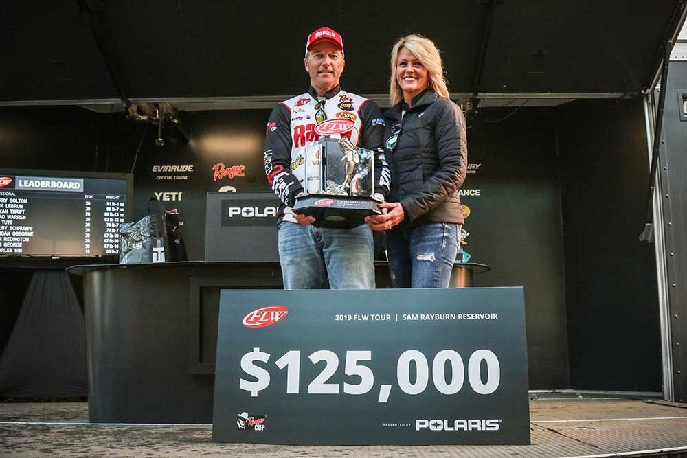 terry bolton wins FLW at sam rayburn