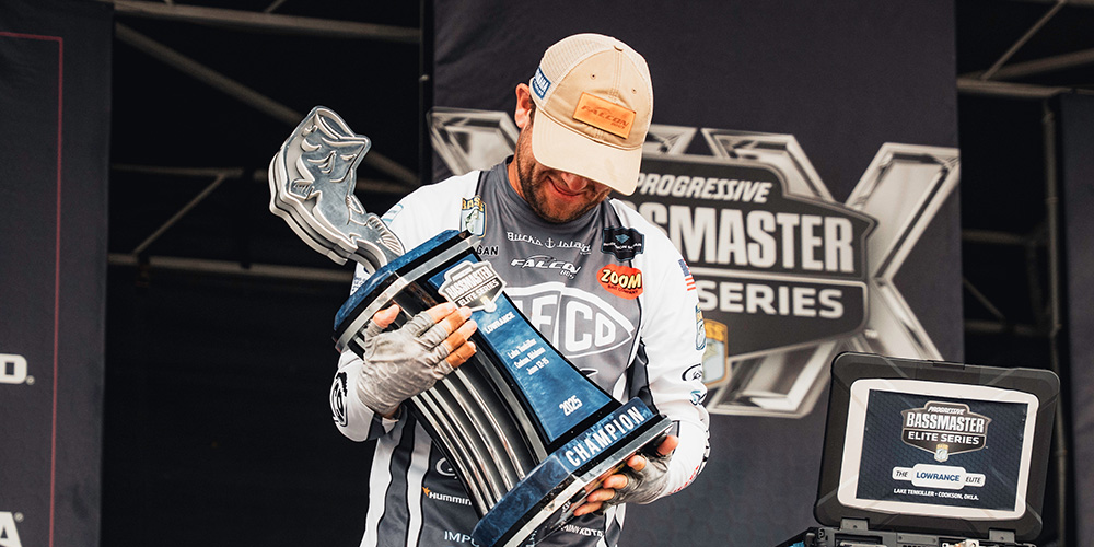 Wes Logan Wins on Tenkiller - Trophy