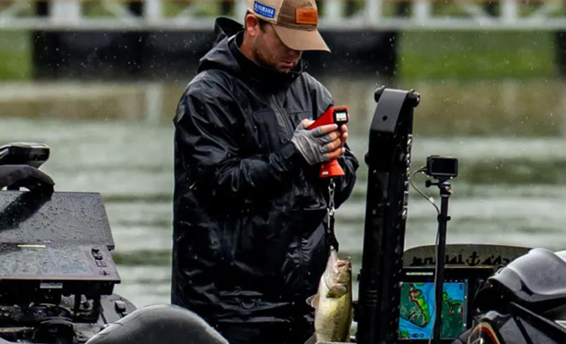 Wes Logan Wins on Tenkiller - Lakemaster