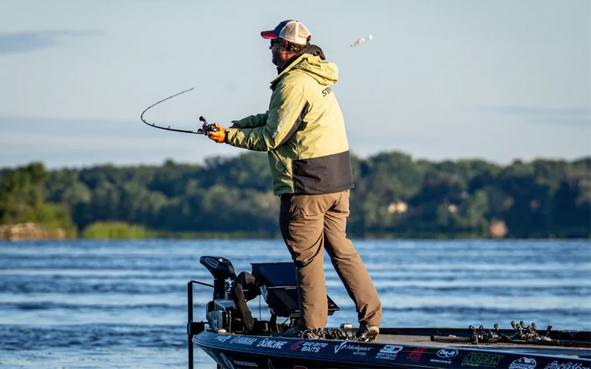 Schlapper Casting on water